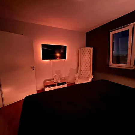 Lägenhet Luxus Penthouse Mit Wellness Dachterrasse *