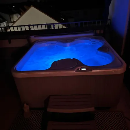 Lägenhet Luxus Penthouse Mit Wellness Dachterrasse *