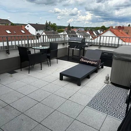 Luxus Penthouse Mit Wellness Dachterrasse Lägenhet